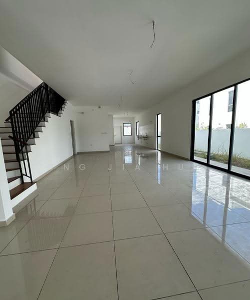 2-storey Terraced House for Sale in Seremban (Negeri Sembilan) - Ong Jia Hui - Living Room - PropertyGuru.com.my