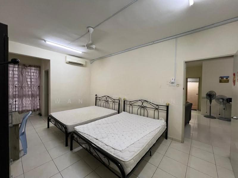 Kondominium untuk Disewa di Platinum Lake PV 13 - Wan Jia Shun - Bedroom - PropertyGuru.com.my