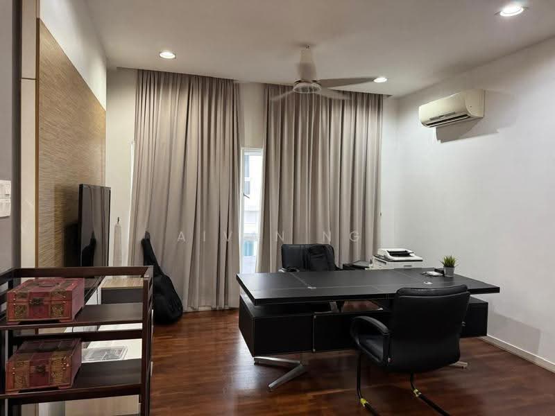 Rumah Berkembar untuk Dijual di Jade Hills (Kajang) - Aivan Ng - Study - PropertyGuru.com.my