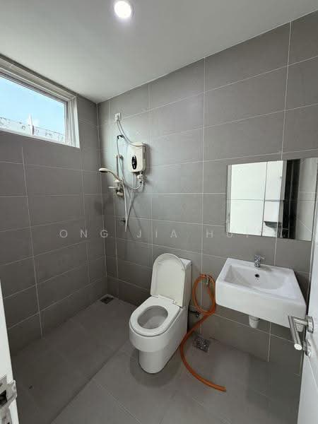 Terraced House for Sale in Bandar Sri Sendayan (Negeri Sembilan) - Ong Jia Hui - Bathroom - PropertyGuru.com.my
