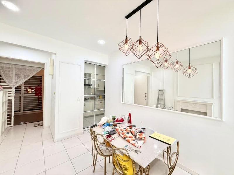 Kondominium untuk Disewa di i-Santorini - Alex Lim - Dining Room - PropertyGuru.com.my