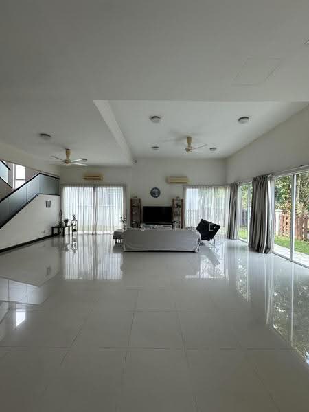Bungalow House for Sale in Setia Eco Park (Setia Alam) - Jess Tee - Living Room - PropertyGuru.com.my