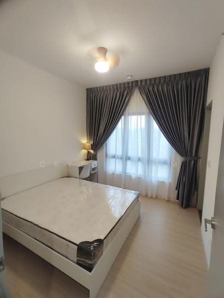 Kediaman Servis untuk Disewa di M Luna - Crystal Lum - Bedroom - PropertyGuru.com.my