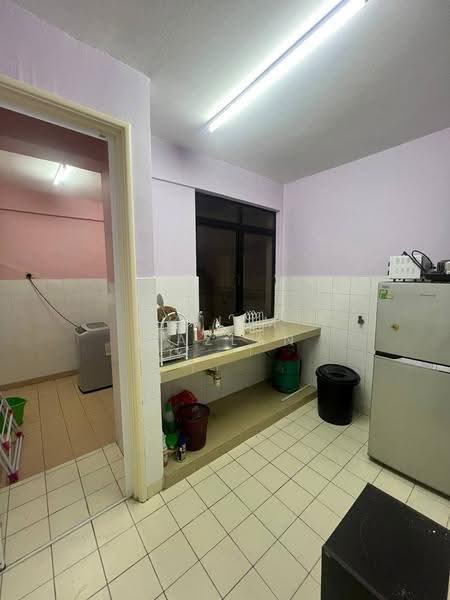 Condominium for Rent at Cyberia Smart Homes - Halim Mazlan - Kitchen - PropertyGuru.com.my