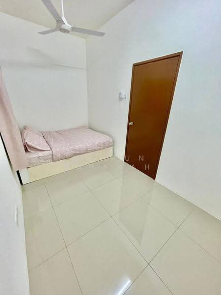 Cluster House for Sale in Sepang (Selangor) - Amirun Kinanah - Bedroom - PropertyGuru.com.my