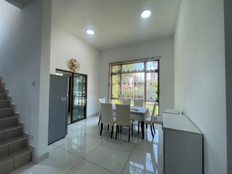 Bungalow House for Rent in Diamond City (Semenyih) - Mavis Wong - Dining Room - PropertyGuru.com.my