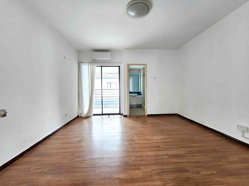 3-storey Terraced House for Sale in Lake Fields (Sungai Besi) - Suki Tan - PropertyGuru.com.my