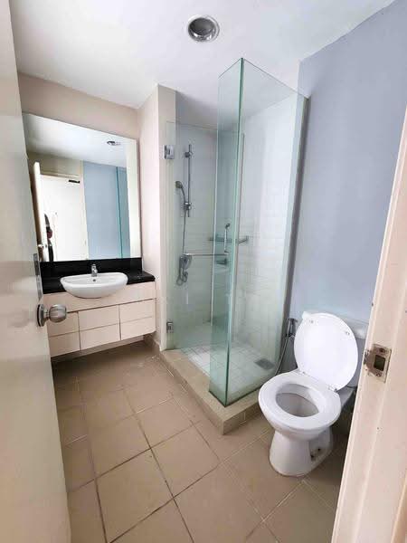 3-storey Terraced House for Sale in Lake Fields (Sungai Besi) - Suki Tan - PropertyGuru.com.my