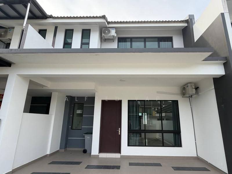 Semi-Detached House for Rent in Johor Bahru (Johor) - Alfred Yap - Exterior - PropertyGuru.com.my