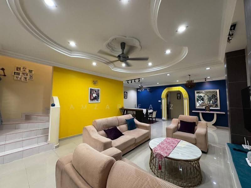 2-storey Terraced House for Sale in Seksyen 23 (Shah Alam) - Amzar Faiz - Living Room - PropertyGuru.com.my