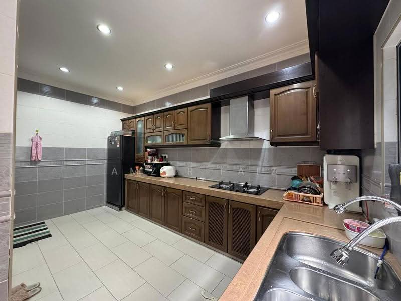 2-storey Terraced House for Sale in Seksyen 23 (Shah Alam) - Amzar Faiz - Kitchen - PropertyGuru.com.my