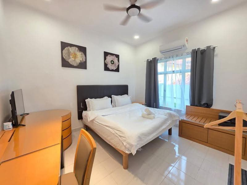 Bungalow House for Rent in Kulai (Johor) - Elaine Sim - Bedroom - PropertyGuru.com.my