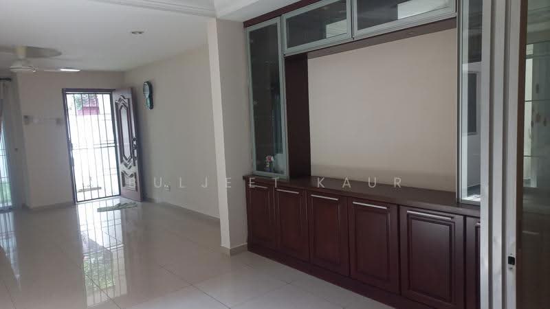 3-storey Terraced House for Sale in Gasing Indah (Petaling Jaya) - Buljeet Kaur - PropertyGuru.com.my