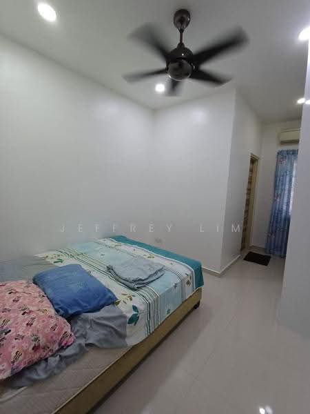 Rumah Teres 2-Tingkat untuk Dijual di Taman Sierra Perdana (Masai) - Jeffrey Lim - Bedroom - PropertyGuru.com.my
