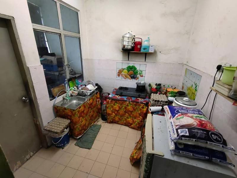 Apartment for Sale at Summer Park Townhouse @ Seri Alam - Mindy Heng - Kitchen - PropertyGuru.com.my
