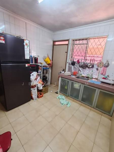 Rumah Berkembar untuk Dijual di Taman Pelangi (Johor Bahru) - Jeffrey Lim - Kitchen - PropertyGuru.com.my