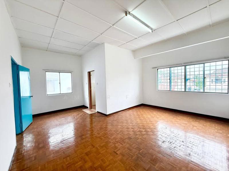 2-storey Terraced House for Sale in BANDAR PUCHONG JAYA (Puchong) - Amzar Faiz - PropertyGuru.com.my
