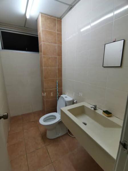 Kondominium untuk Dijual di Platinum Lake PV 13 - Melvin Bala - Bathroom - PropertyGuru.com.my