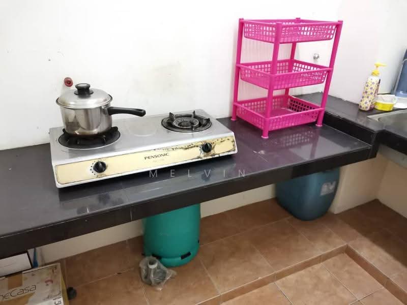 Kondominium untuk Dijual di Platinum Lake PV 13 - Melvin Bala - Kitchen - PropertyGuru.com.my