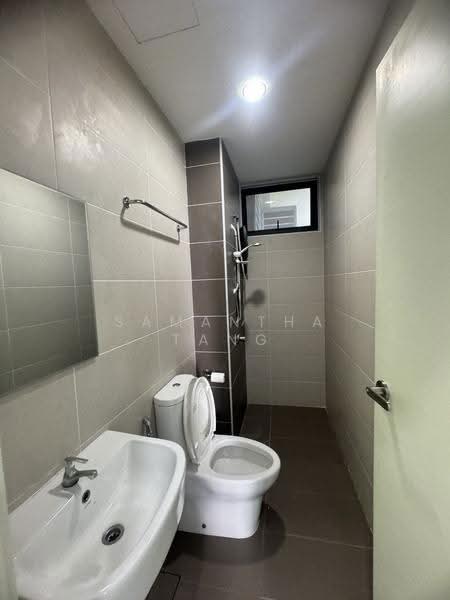 Service Residence for Rent at Marina Residence - Samantha Tang - Bathroom - PropertyGuru.com.my