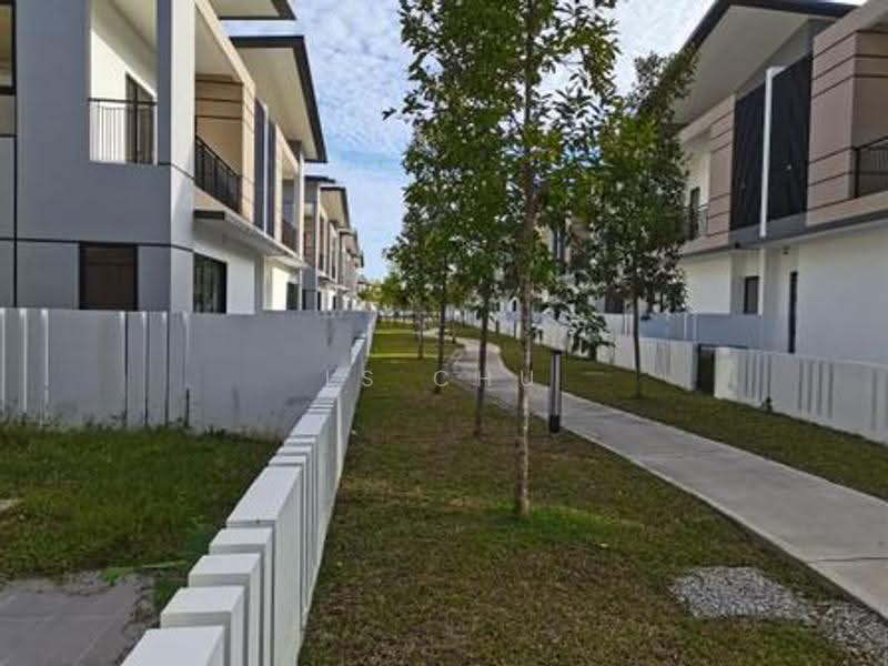 Rumah Berkembar untuk Dijual di Bandar Tropicana Aman (Telok Panglima Garang) - LS Chu - PropertyGuru.com.my