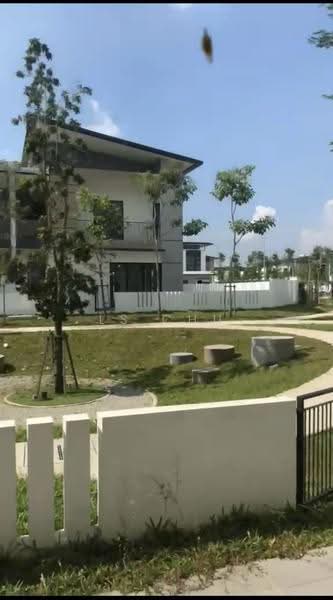 Rumah Berkembar untuk Dijual di Bandar Tropicana Aman (Telok Panglima Garang) - LS Chu - Exterior - PropertyGuru.com.my