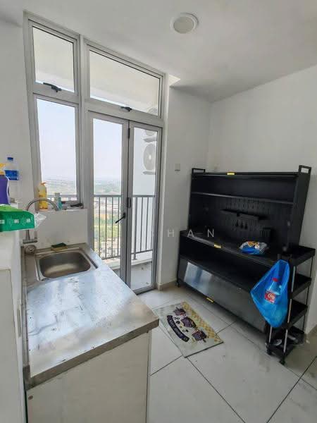Kediaman Servis untuk Disewa di Midas @ Seri Alam - SJ CHAN - Balcony - PropertyGuru.com.my