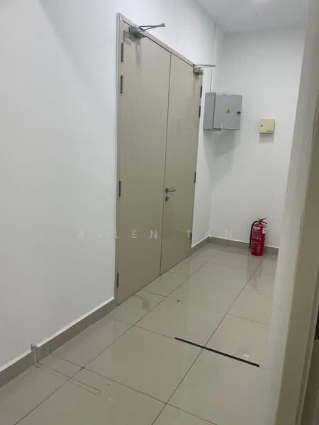 Office for Rent in Petaling Jaya (Selangor) - Allen Tan - Corridor - PropertyGuru.com.my