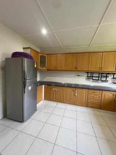 2-storey Terraced House for Rent in Kuching (Sarawak) - Jeno Tan - Kitchen - PropertyGuru.com.my