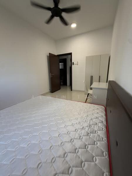 Kondominium untuk Disewa di Paraiso Residence @ The Earth - Alwin Tan - Bedroom - PropertyGuru.com.my
