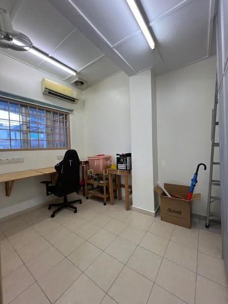 2-storey Terraced House for Sale in Bandar Bukit Tinggi (Klang) - Stephanie Quek - Study - PropertyGuru.com.my