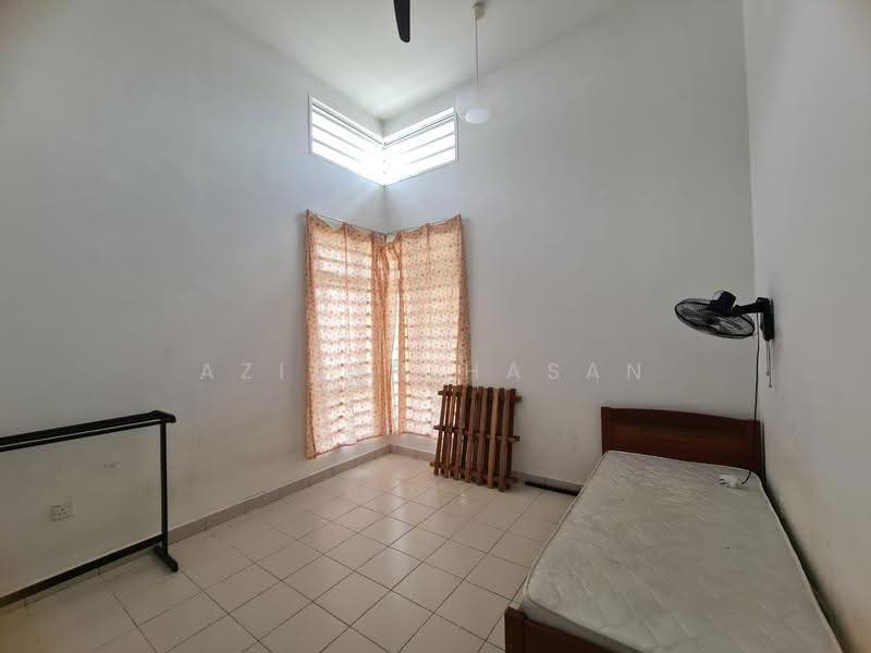 Rumah Berkembar untuk Disewa di Banting (Selangor) - Azizah Hasan - PropertyGuru.com.my