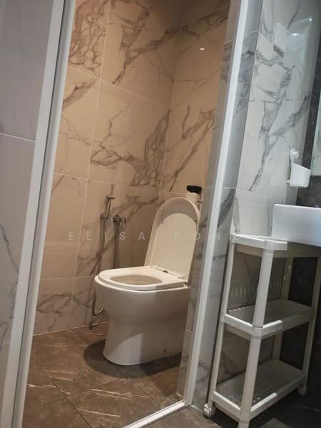 Service Residence for Sale at The Grand Subang Jaya SS15 - Elisa Fong - Bathroom - PropertyGuru.com.my