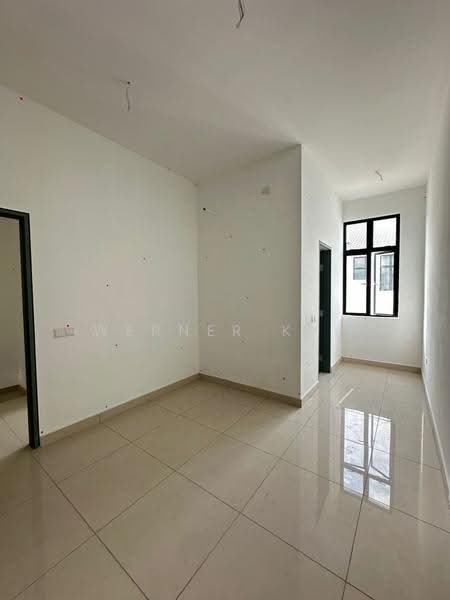2-storey Terraced House for Sale in Bandar Baru Permas Jaya (Permas Jaya) - Werner Kee - Interior - PropertyGuru.com.my