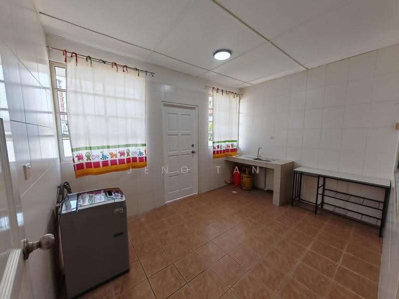 Semi-Detached House for Rent in Kuching (Sarawak) - Jeno Tan - Kitchen - PropertyGuru.com.my