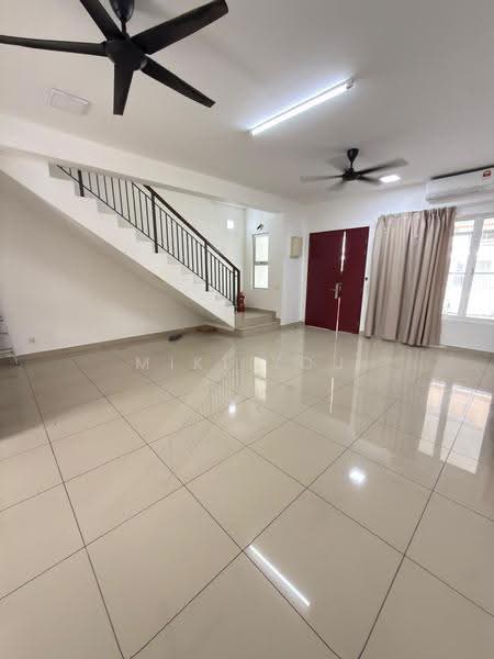 Rumah Teres 2-Tingkat untuk Disewa di Bandar Rimbayu (Telok Panglima Garang) - Miki You - Interior - PropertyGuru.com.my