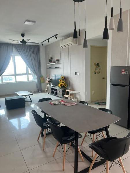 Service Residence for Sale at Impiria Residensi Bukit Tinggi Klang - Stephanie Lim - Living Room - PropertyGuru.com.my