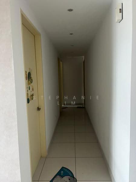 Service Residence for Sale at Impiria Residensi Bukit Tinggi Klang - Stephanie Lim - Corridor - PropertyGuru.com.my