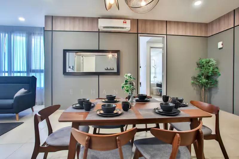 Kediaman Servis untuk Dijual di Gems Residences - Ethan Low - Dining Room - PropertyGuru.com.my