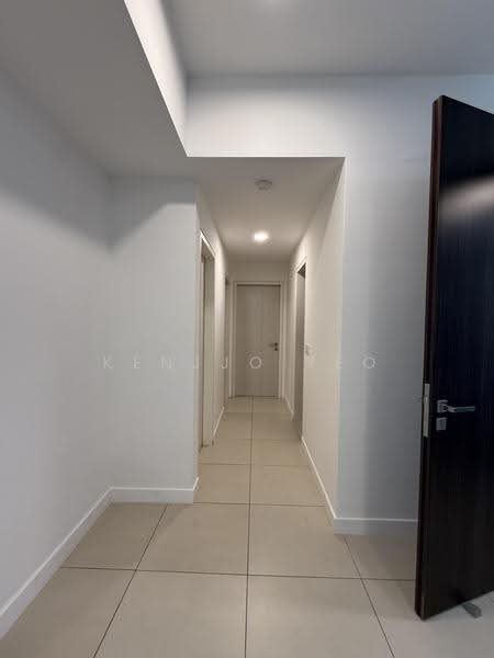Service Residence for Rent at Maya Ara Residences - Kenjjo Yeo - Corridor - PropertyGuru.com.my