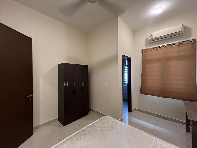 Rumah Teres 2-Tingkat untuk Disewa di Bandar Rimbayu (Telok Panglima Garang) - Miki You - Bedroom - PropertyGuru.com.my