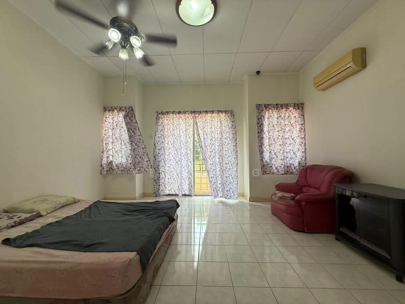 2-storey Terraced House for Rent in Bandar Bukit Puchong (Puchong) - Yen Ling - Bedroom - PropertyGuru.com.my