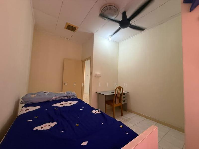 2-storey Terraced House for Rent in Bandar Bukit Puchong (Puchong) - Yen Ling - Bedroom - PropertyGuru.com.my