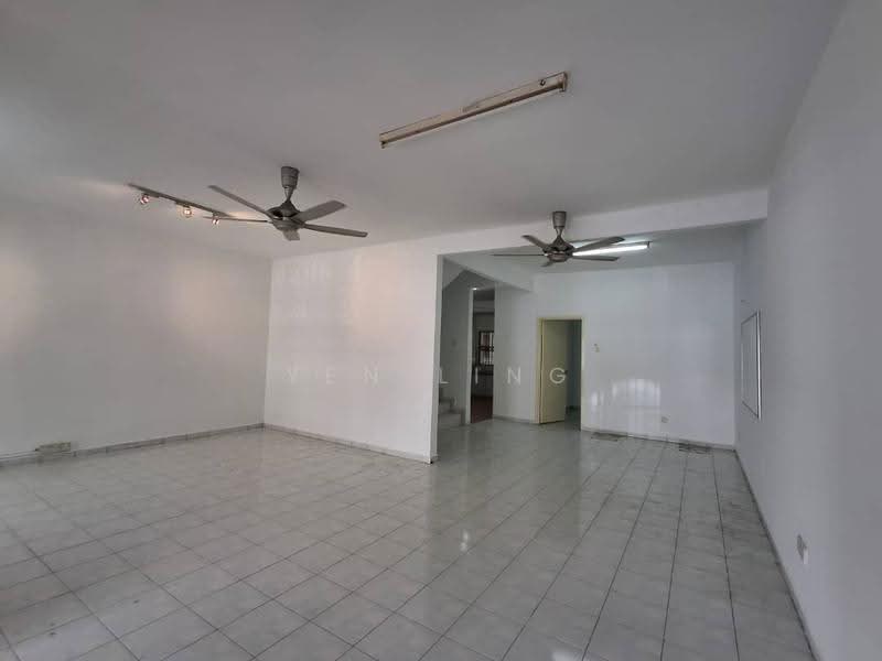 Rumah Teres 2-Tingkat untuk Disewa di Bandar Bukit Puchong (Puchong) - Yen Ling - Living Room - PropertyGuru.com.my
