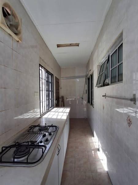 Rumah Teres 2-Tingkat untuk Disewa di Bandar Bukit Puchong (Puchong) - Yen Ling - Kitchen - PropertyGuru.com.my