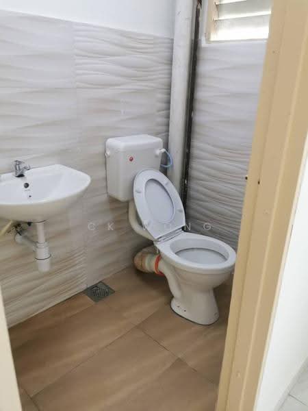 2.5-storey Terraced House for Sale in Taman Sri Sinar (Segambut) - CK Wong - Bathroom - PropertyGuru.com.my