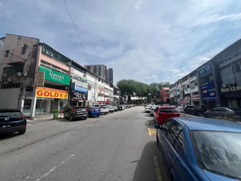 Shop for Rent in Kuchai Lama (Kuala Lumpur) - Felicia Lau Sao Yin - Exterior - PropertyGuru.com.my