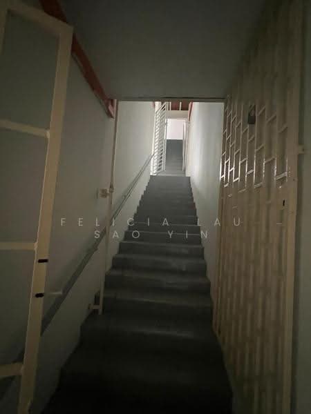 Shop for Rent in Kuchai Lama (Kuala Lumpur) - Felicia Lau Sao Yin - Corridor - PropertyGuru.com.my