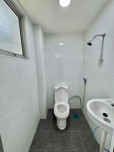 2-storey Terraced House for Sale in Taman Rinting (Masai) - Vanessa Lim - Bathroom - PropertyGuru.com.my