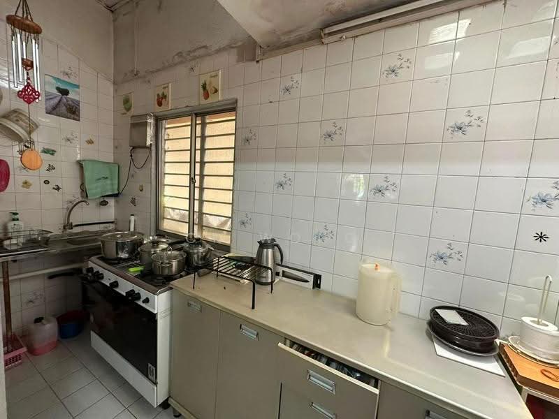 2.5-storey Terraced House for Sale in Taman Sri Sinar (Segambut) - CK Wong - Kitchen - PropertyGuru.com.my